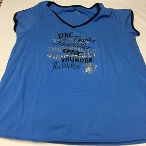 OKLAHOMA CITY THUNDER 4X V NECK BLUE FAN TEE